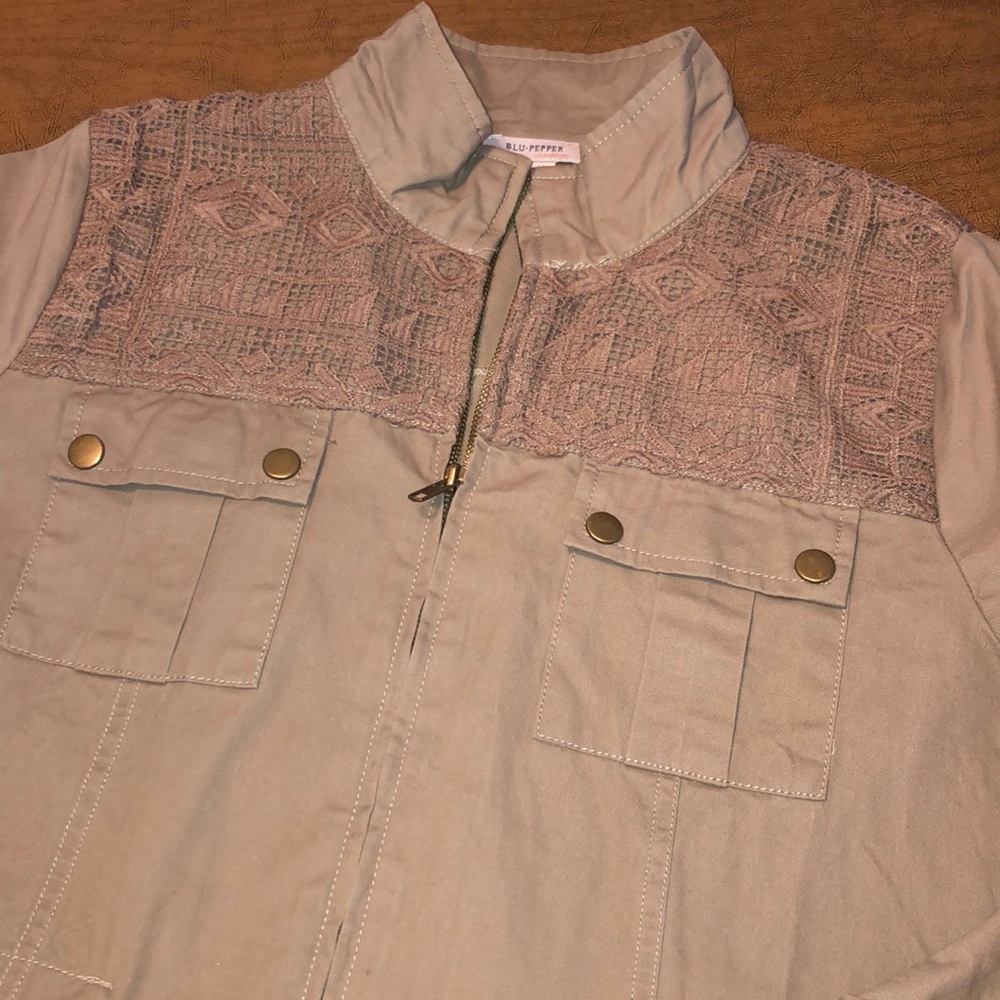 Blue Pepper Taupe Full Zip Jacket Lace Detail M